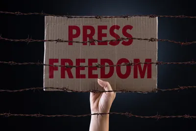 သတင်းမီဒီယာ ဖိနှိပ်မှုကို အံတုနေကြသည့် ရခိုင် အမျိုးသမီးသတင်းသမားများ 