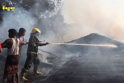 စစ်တွေတက္ကသိုလ်ဟောင်းခြံဝင်းအတွင်း မီးလောင်မှုမှာ ဆေးလိပ်မီးစွန့်ပစ်ရာမှဖြစ်ပွားခြင်းဟု မီးသတ်ထုတ်ပြန်
