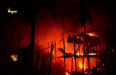 စစ်တွေတွင် မီးလောင်မှုကြောင့် ကြက်ခြံ(၁)ခြံနှင့် လူနေအိမ် (၅)လုံးပျက်စီး