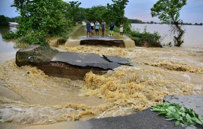 အိန္ဒိယ အာသံပြည်နယ်တွင် ရေကြီးမှုကြောင့် သေဆုံးသူ ၁၄ ဦးအထိရှိလာ