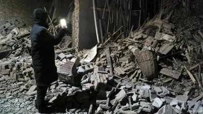 တရုတ်နိုင်ငံ အနောက်မြောက်ပိုင်း ဂန်စုပြည်နယ်တွင် ငလျင်လှုပ် လူပေါင်း ၁၀၀ ကျော်သေဆုံးပြီး အဆောက်အဦးများ ပြိုကျပျက်စီး