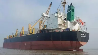 ဆိုမာလီပင်လယ်ဓါးပြများ ဘင်္ဂလားဒေ့ရှ်ကုန်တင်သင်္ဘောကို အပိုင်စီး