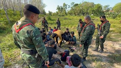 မလေးရှားသို့ သွားသည့် မြန်မာအလုပ်သမား ၁၃ ဦးထိုင်းနိုင်ငံထဲတွင်အဖမ်းခံရ