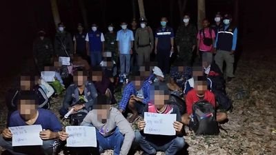 ထိုင်းနိုင်ငံတွင် မြန်မာအလုပ်သမား ၂၁ ဦး ထပ်အဖမ်းခံရ၊ မူးယစ်ဆေးများလည်းတွေ့ရှိဟုဆို
