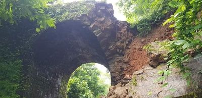 မြောက်ဦးတွင်ပြိုကျသွားသည့် မောက်တော်တံခါး အရေးပေါ်ထိန်းသိမ်းရေးလုပ်မည်