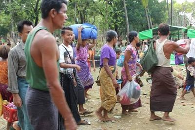 ပုဏ္ဏားကျွန်းမြို့နယ် ပိုးရွှီပြင်ကျေးရွာနှင့် ဆင်သည်ကျေးရွာသို့ လူပေါင်း ၃ဝဝ ကျော်ထွက်ပြေးခိုလှုံ