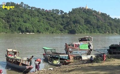 ကျောက်တော်-ပလက်ဝကုလားတန်မြစ်ရေကြောင်းလိုင်း ရပ်နားထားရသည်မှာ ၃ လကျော်ရှိနေပြီဖြစ်၍ ကုန်စည်စီးဆင်းမှုနှောင့်နှေးကာ ခရီးသွားလာရေးအခက်အခဲဖြစ်