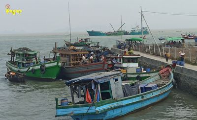 ဘင်္ဂလားပင်လယ်အော်တွင် မုန်တိုင်းငယ်တစ်ခုဖြစ်လာနိုင်၍ ရေယာဉ်များနှင့် ငါးဖမ်းစက်လှေများ ပြေးဆွဲခြင်းမပြုကြရန် မိုး/ဇလ သတိပေး