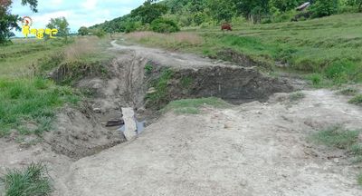 ကျေးရွာ ၁၃ ရွာ အားထားသွားလာနေရသည့် ပေါက်တောမြို့နယ် သဲခုံ-ဆံတော်ရှင်လမ်း ပျက်စီးနေ၍ ဒေသခံများအခက်ကြုံ