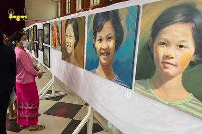 ရခိုင်ပန်းချီဆရာ ၄ဝ ကျော် ပါဝင်ပြသသည့် စစ်တွေမြို့မှ ပန်းချီပြပွဲစတင်