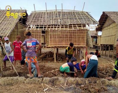 ကမ်းထောင်းကြီးစစ်ဘေးရှောင်စခန်းကိုနေရာသစ်သို့ပြောင်းရွှေ့လိုက်၍ စခန်းနေကျောင်းသားများ ပညာသင်ရန်ခက်ခဲနေ