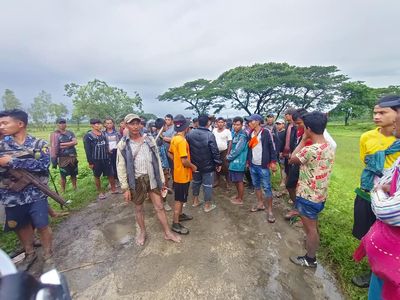 ပျောက်ဆုံးနေသည့်မောင်တောမြို့နယ်မှ ပညာရေးဝန်ထမ်း ကျောင်းအုပ်တစ်ဦးနှင့် ဆရာမတစ်ဦးကို ရှာဖွေမှုများဆက်လက်ပြုလုပ်