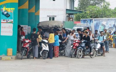 စက်သုံးဆီစျေး တစ်လီတာလျှင် ကျပ် ၂ ထောင်အောက်အထိ ကျဆင်း