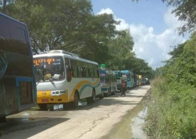 ကျောက်တော်မြို့ စကခ (၉)စစ်ဆေးရေးဂိတ်တွင မလိုအပ်ဘဲအချိန်ကြာမြင့်စွာ စစ်ဆေးနေ၍ခရီးသွားပြည်သူများနှင့် မော်တော်ယာဉ်များအခက်အခဲဖြစ်