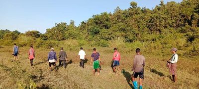 မောင်တောမြို့နယ်အင်းဒင်ရွာမှ သက်ကြီးပိုင်းအမျိုးသားတစ်ဦး ရွာအနီးတောထဲသို့ ခြံစည်းရိုးတိုင်ခုတ်ရန်သွားရာမှ သုံးရက်ကြာပျောက်ဆုံးနေ