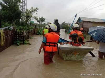 ကျောက်တော်တွင် ကုလားတန်မြစ်ရေတိုးလာ၍ ဒေသခံ တစ်ထောင်ကျော်ကို ဘေးလွတ်ရာသို့ အရေးပေါ်ပြောင်းရွေ့လိုက်ကြောင်း ပြည်နယ်ကောင်စီထုတ်ပြန်