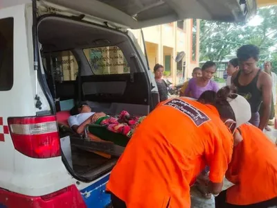 မြောက်ဦးမြို့နယ် ညောင်ပင်လယ်ရွာတွင် Grade-9 ကျောင်းသူ ၄ ဦး စာသင်ခန်းထဲ အသက်ရှူကျပ်လာ၍ အရေးပေါ်ဆေးရုံတင်လိုက်ရ