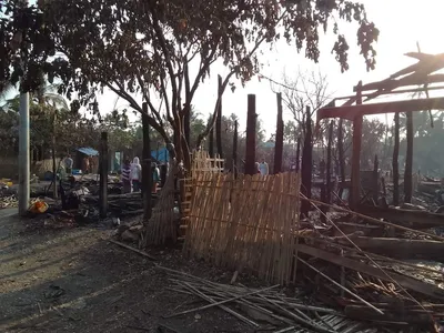 ကမ်းထောင်းကြီးမြို့တွင် မီးဘေးအတွက် အကူအညီများလိုအပ်နေ  