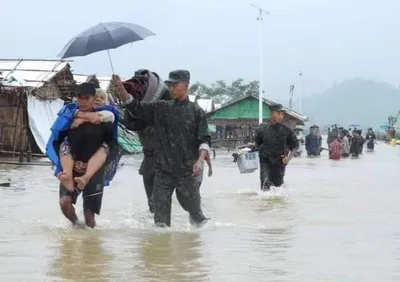 ရခိုင်တွင် အာရက္ခတပ်တော် (AA)မှ ရေဘေးကယ်ဆယ်ရေးဆောင်ရွက် 