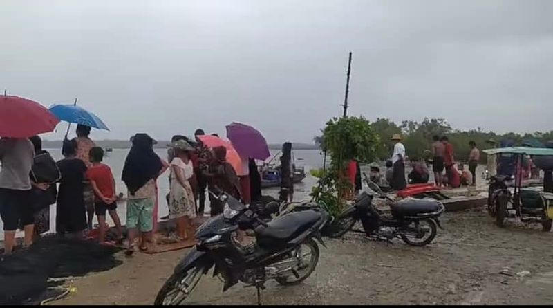မိုးသက်လေပြင်းတိုက်ခတ်မှုကြောင့် မြေပုံမြို့နယ်တွင် ခရီးသည်တင်ဘုတ်တစ်စီး နစ်မြပ်ခဲ့သော်လည်း လူအသေအပျောက် မရှိခဲ့ဟုသိရ